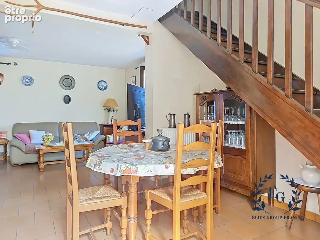 Maison 7 pièces 162 m² à vendre à Aubagne (13400) - photo 9