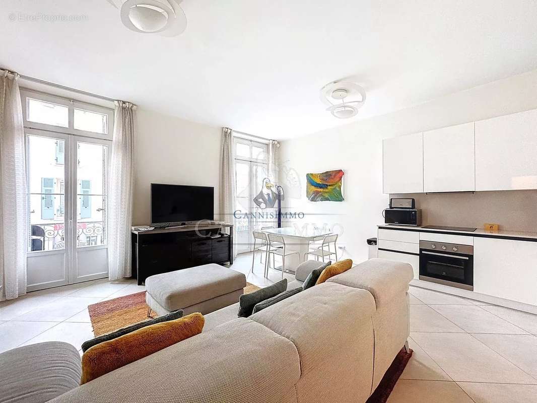 Appartement à CANNES