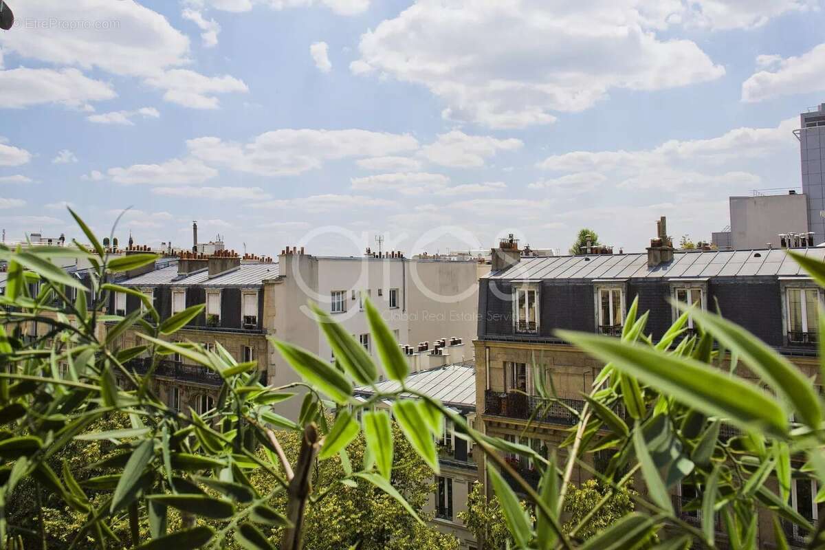 75007 suffren / tour eiffel. vente appartement haussmannien familial 3 chambres. - photo 2