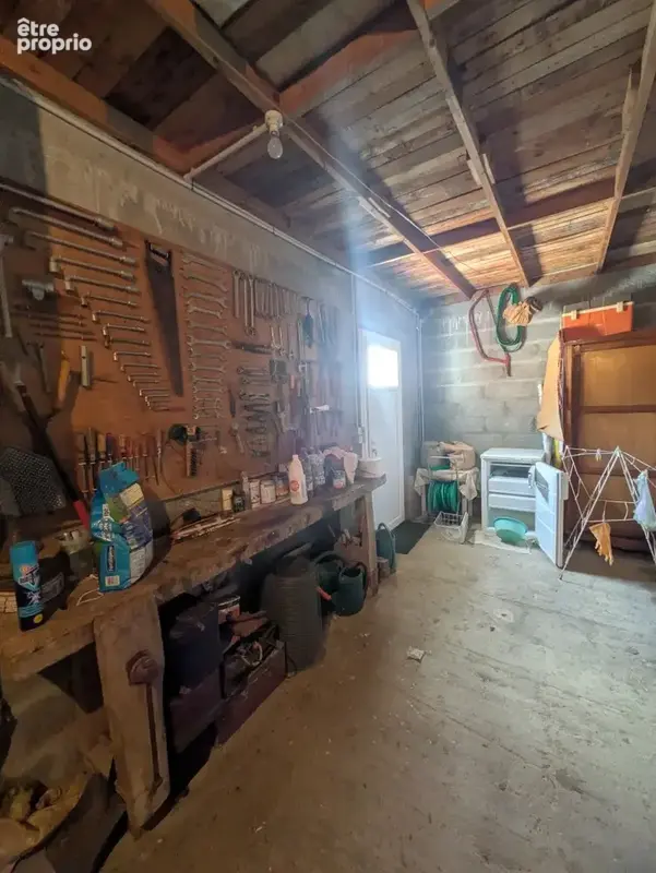 Maison de plain-pied avec grande terrasse, garage et terrain clos - photo 11
