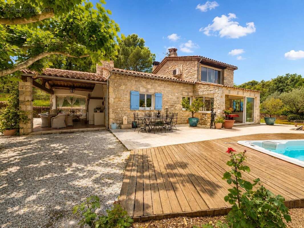 Maison à FAYENCE