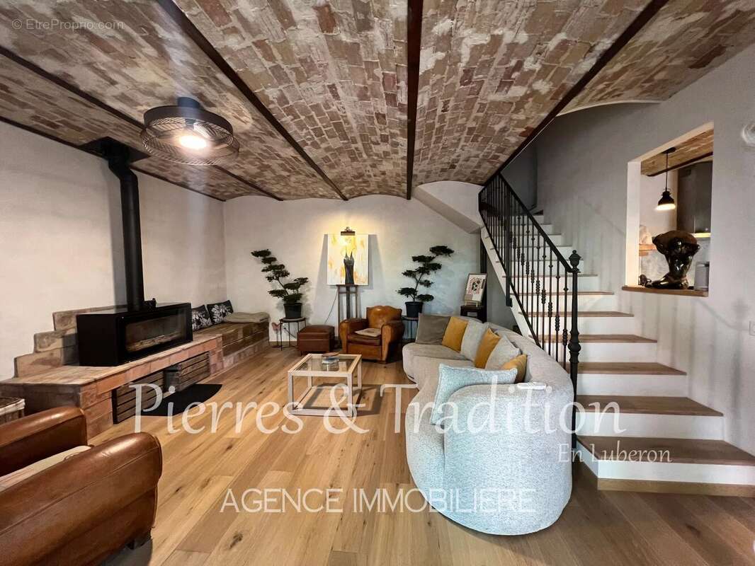 Appartement à APT