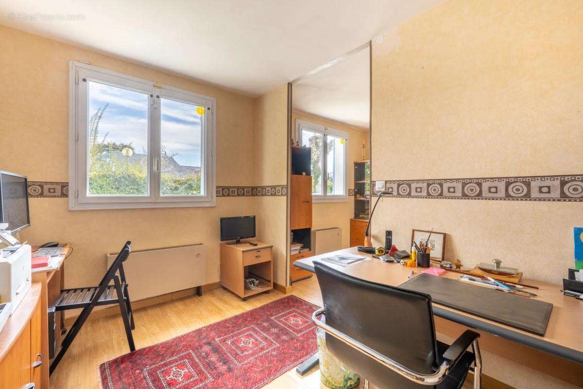 Maison à MAREIL-SUR-MAULDRE