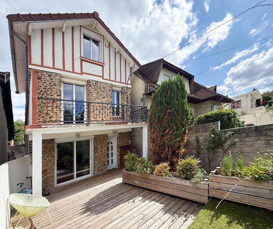 Maison à CLICHY-SOUS-BOIS
