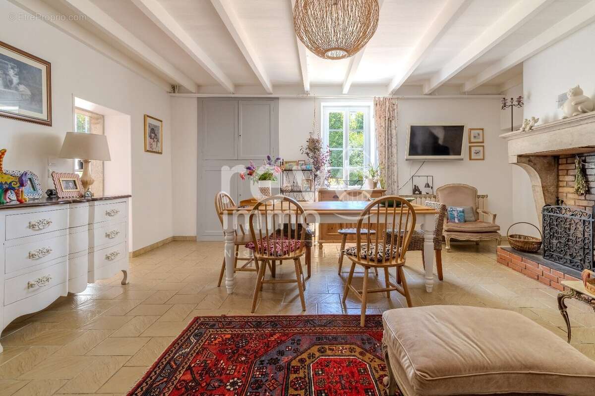 Maison à SAUVETERRE-DE-GUYENNE