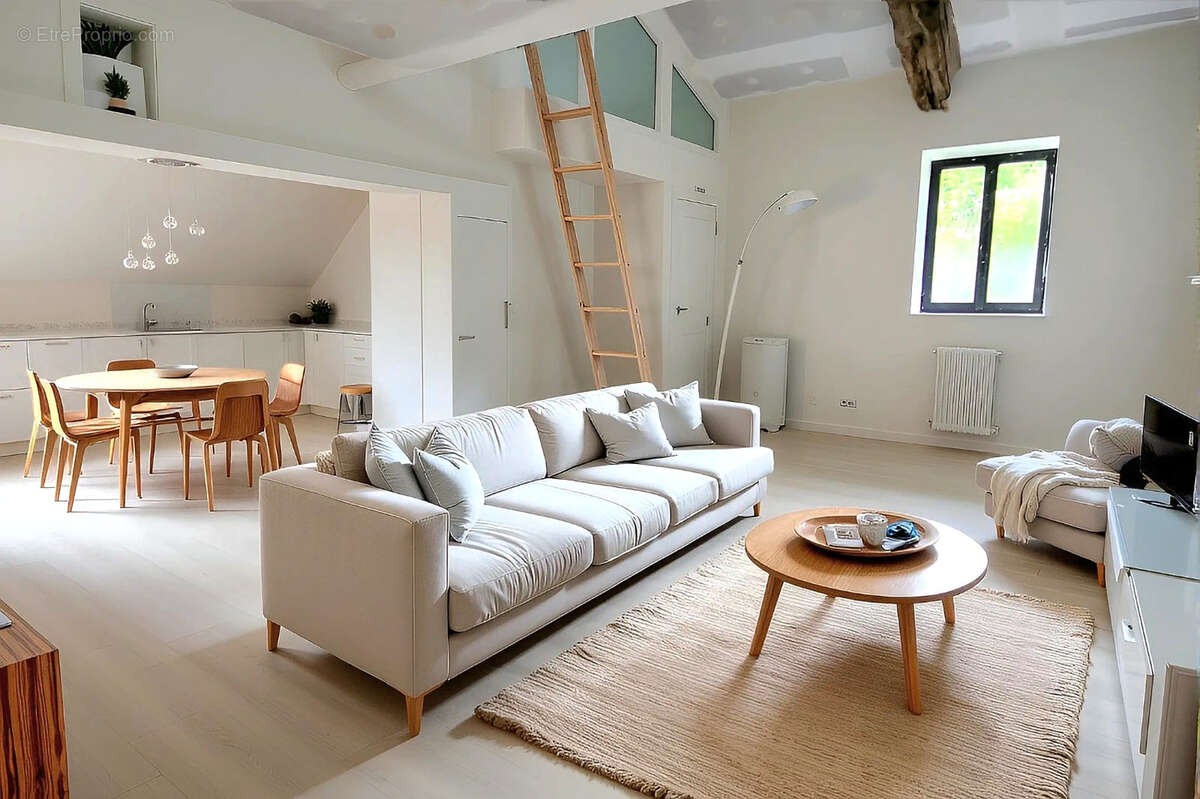 Maison à SALAISE-SUR-SANNE