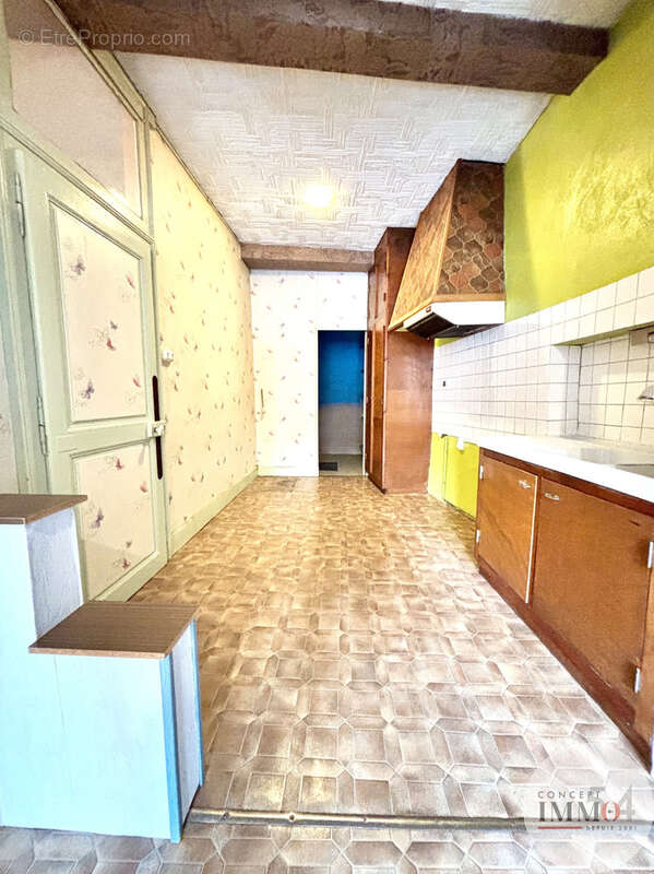 TOUL - Maison de ville 104 m2 à rénover - photo 2