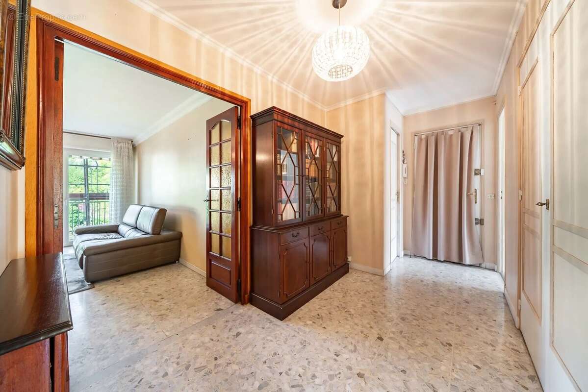 Appartement à LE CANNET