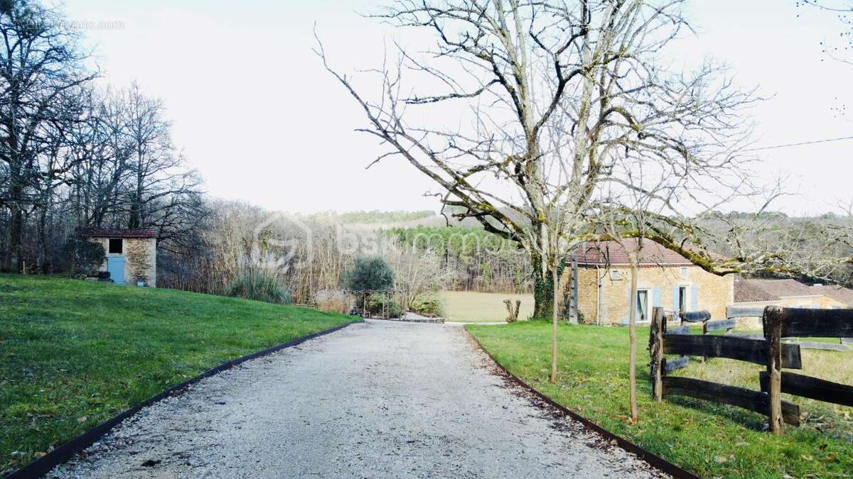 Maison à PUY-L'EVEQUE