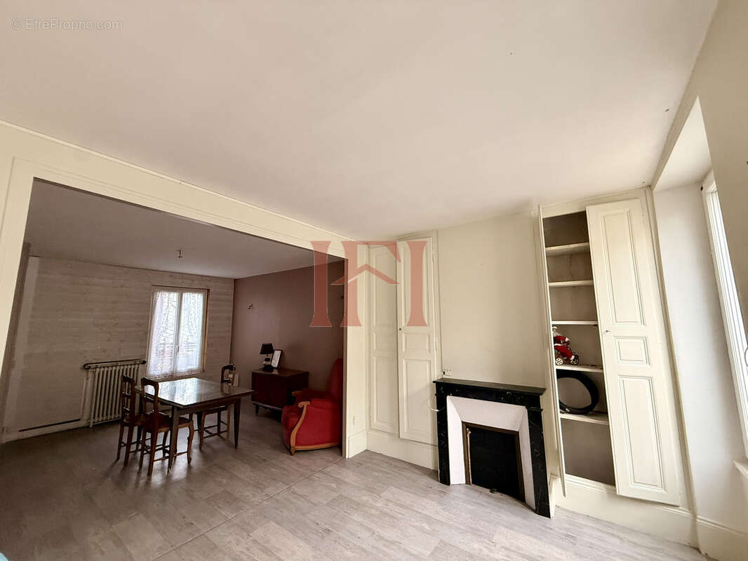 Appartement à CLOYES-SUR-LE-LOIR