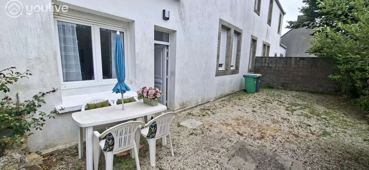 Maison à PLOUGONVELIN