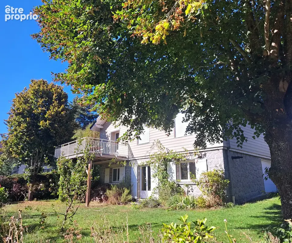 Photo Maison à Le Chambon-Sur-Lignon au prix de 259 000€