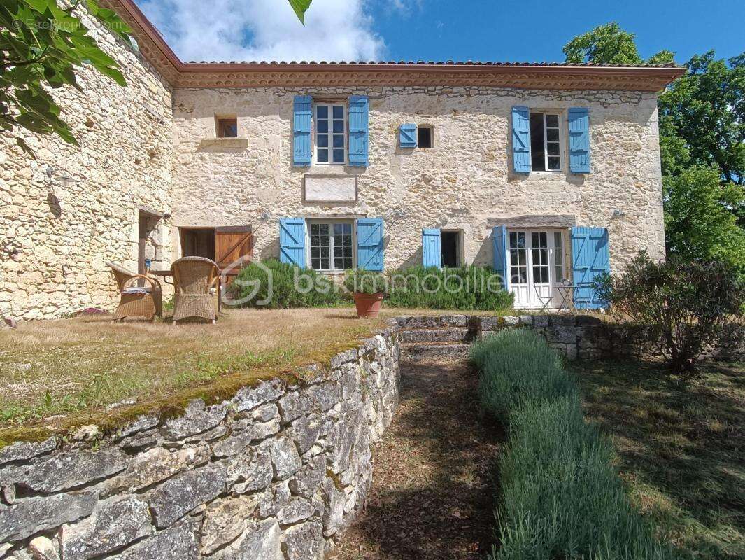 Maison à SAINT-LEONARD