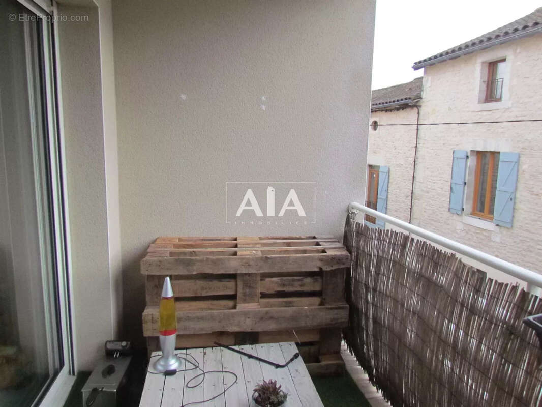 Appartement à RUFFEC