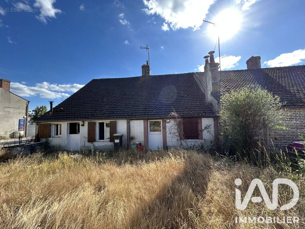 Photo 1 - Maison à LAMOTTE-BEUVRON