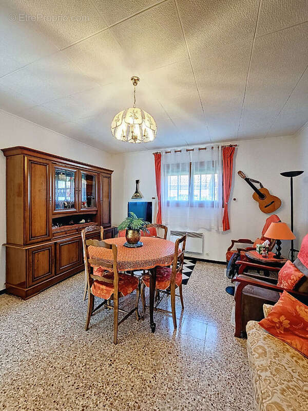Maison à NIMES