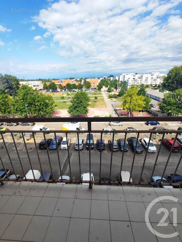 Appartement à VAULX-EN-VELIN