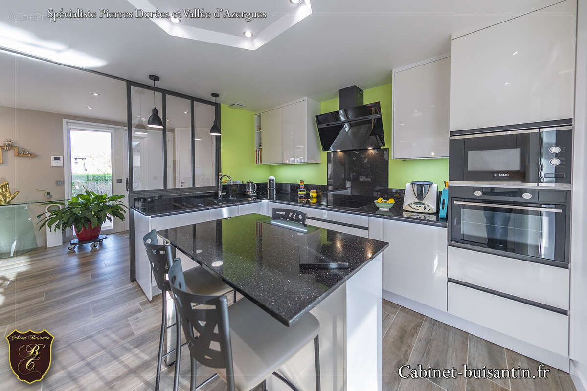 Maison à SAINT-GERMAIN-SUR-L'ARBRESLE