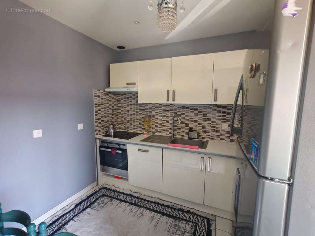 Appartement duplex avec place de stationnement privative et terrasse - photo 3