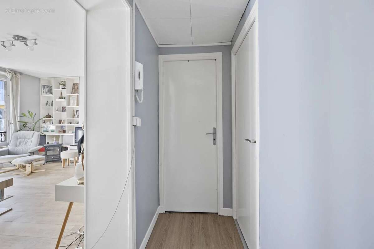 Appartement à AUBERVILLIERS