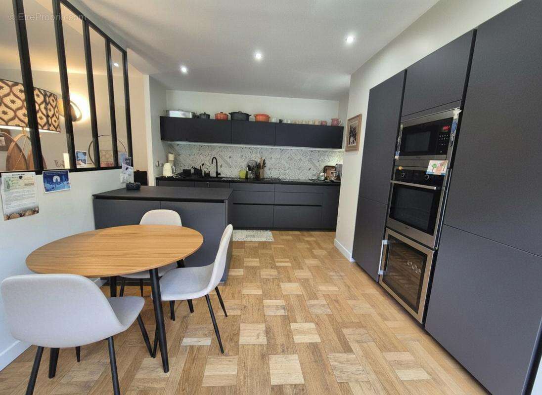 5 pces 125m²-3 chb-cave-parking- sans vis a vis-gare a pied - photo 4