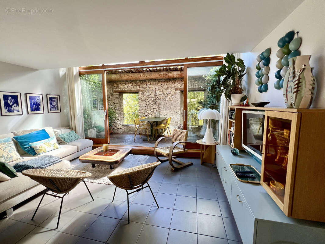 Appartement à VAISON-LA-ROMAINE