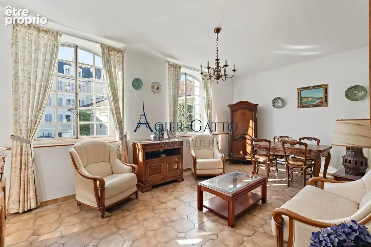 Cannes – Exclusivité-  Beausite  Maison divisée en deux appartements à rénover - photo 3