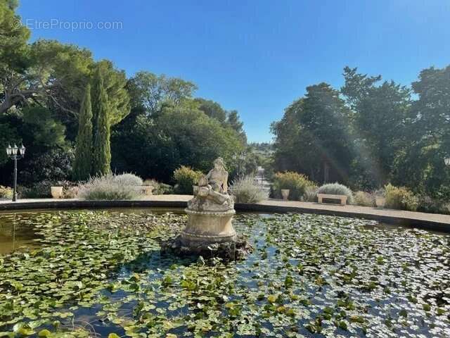 Maison à FONTVIEILLE