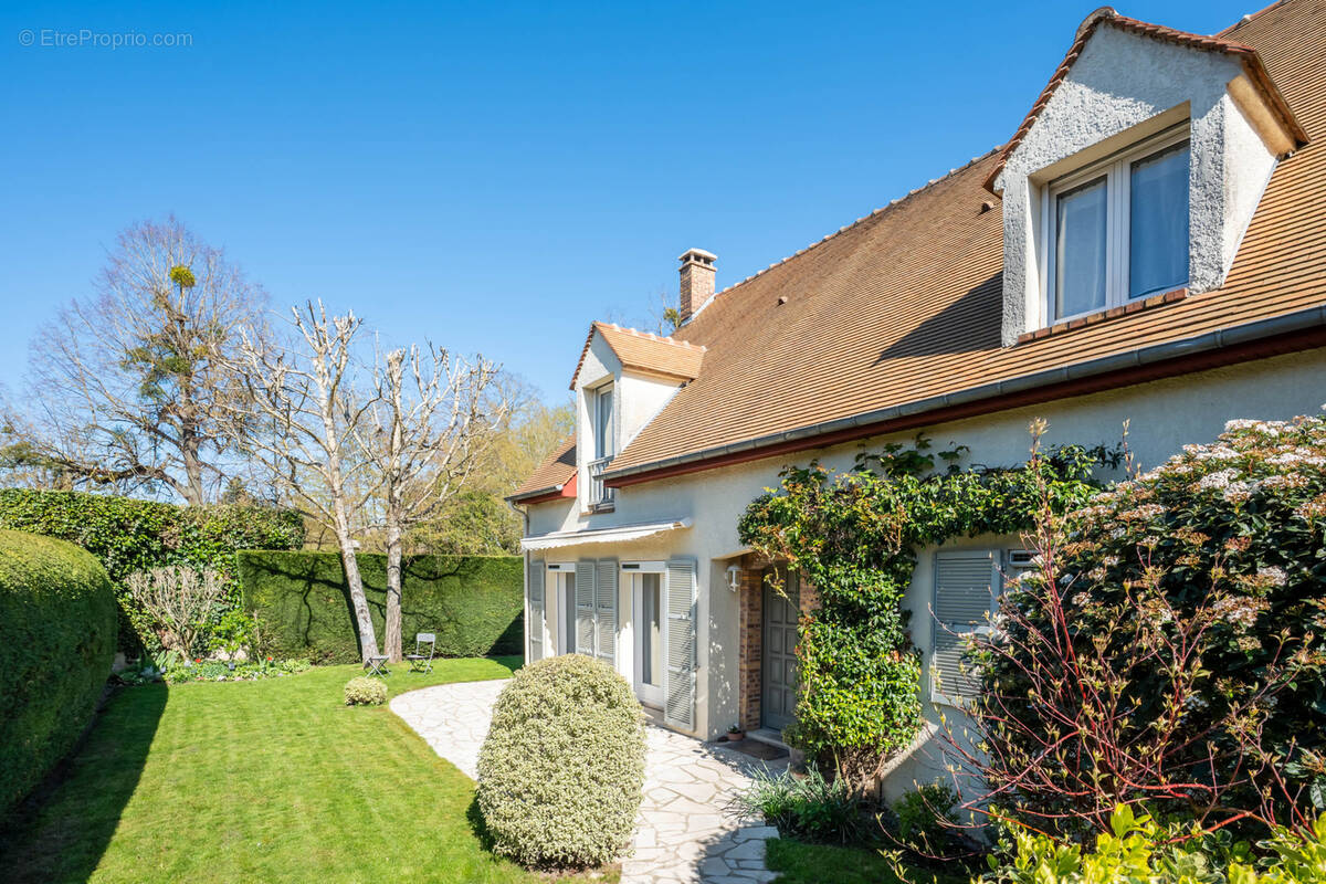 Maison à SAINT-GERMAIN-EN-LAYE