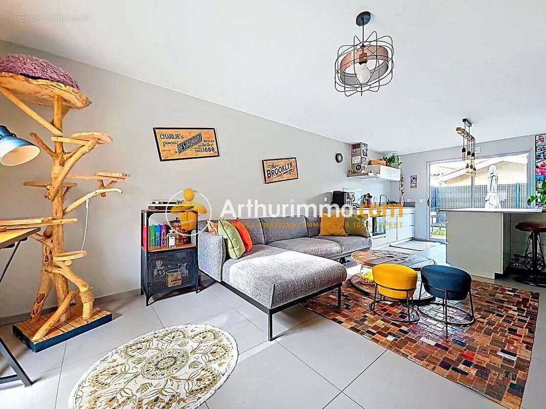 Maison à LA VERPILLIERE