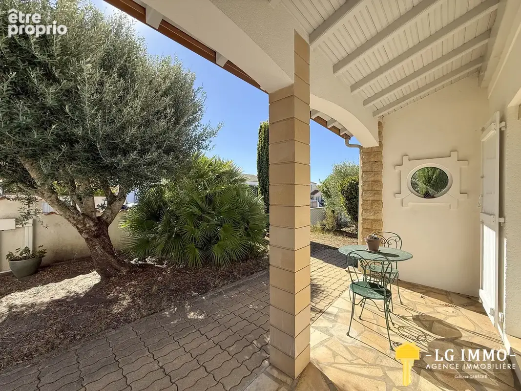 Maison Royan 3 chambres, avec véranda, jardin et garage. - photo 3
