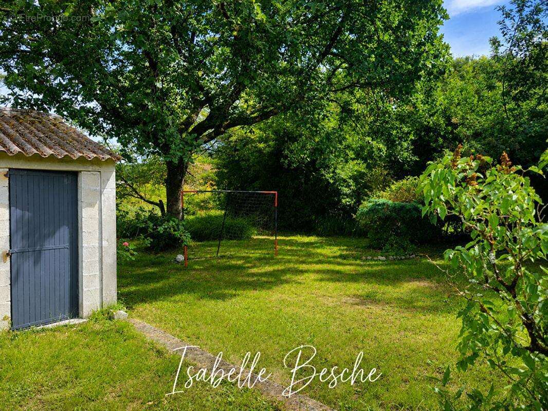 Baron- Maison familiale 4 chambres- Plain pied- Grand terrain arboré - photo 7