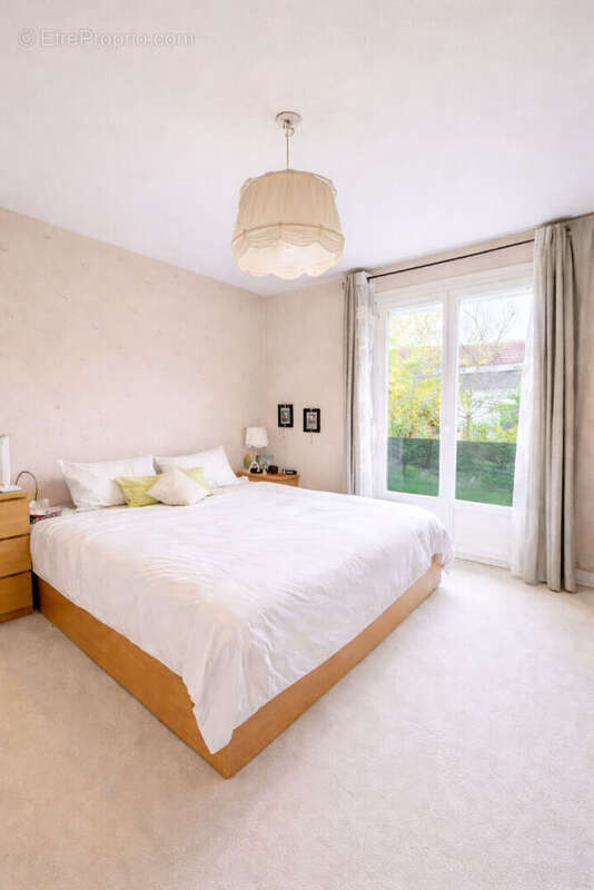 Appartement à LAMORLAYE