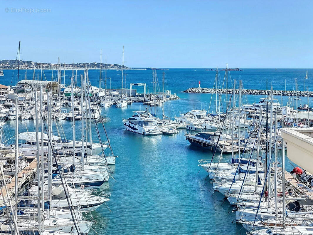 Appartement à FREJUS