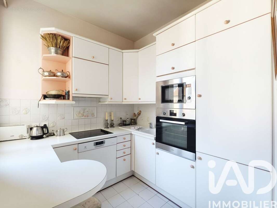 Photo 7 - Appartement à SURESNES