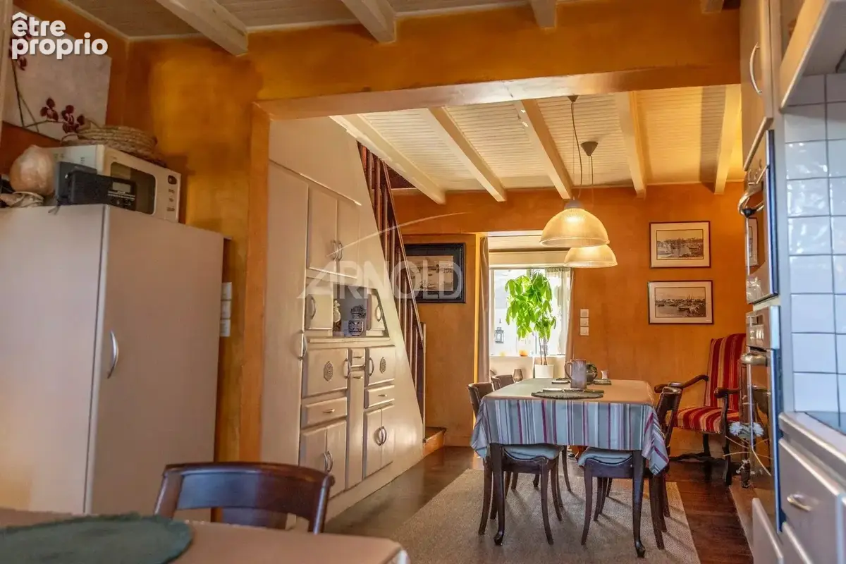 Maison  de  charme   au coeur de Belz  avec terrain  constructible - photo 7