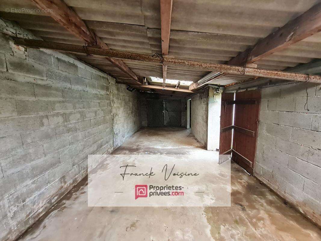 A VENDRE à Saint Vincent Sterlanges - Maison de 94 m2 avec 3 chambres sur un terrain clos de 1528 m2 env - photo 9