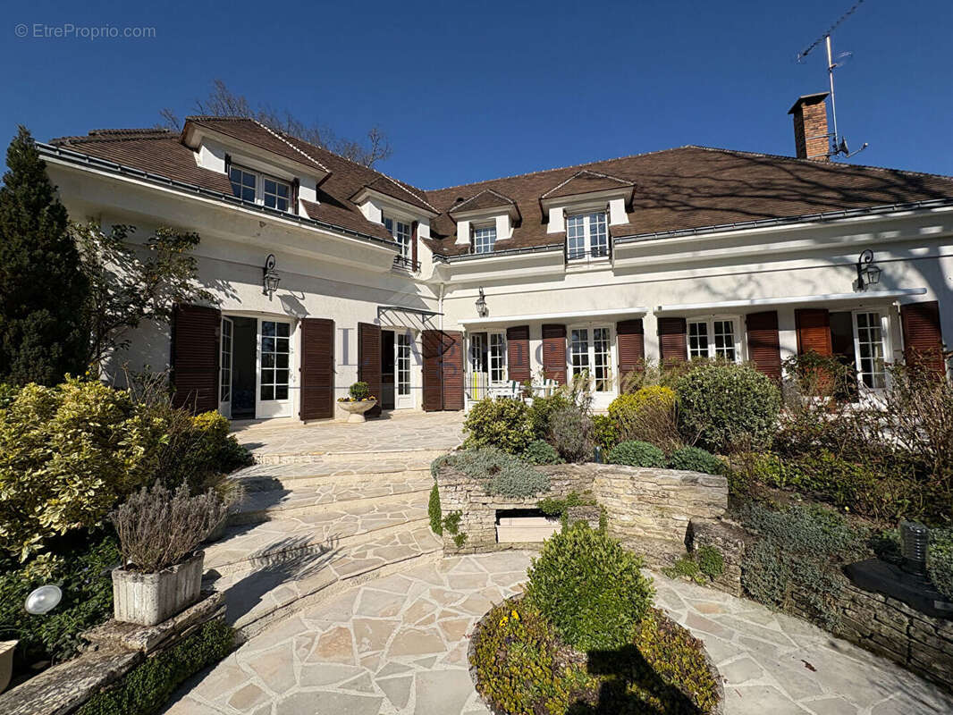 Maison à LAMORLAYE