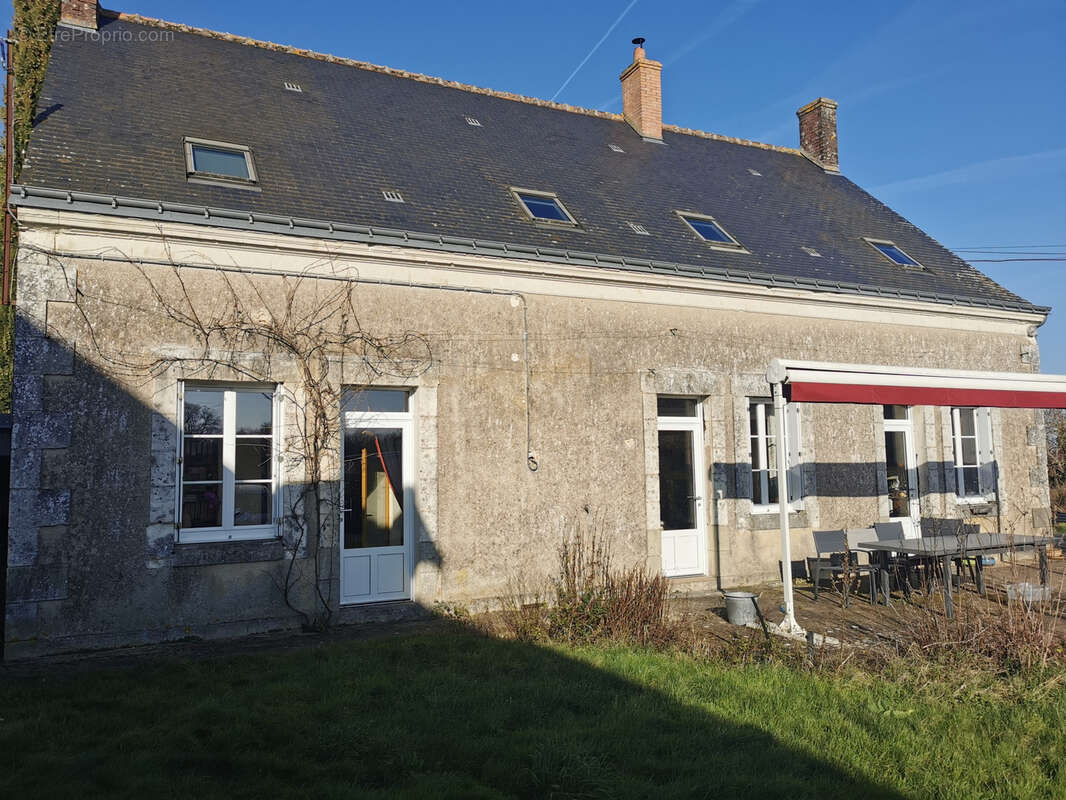Maison à CERELLES