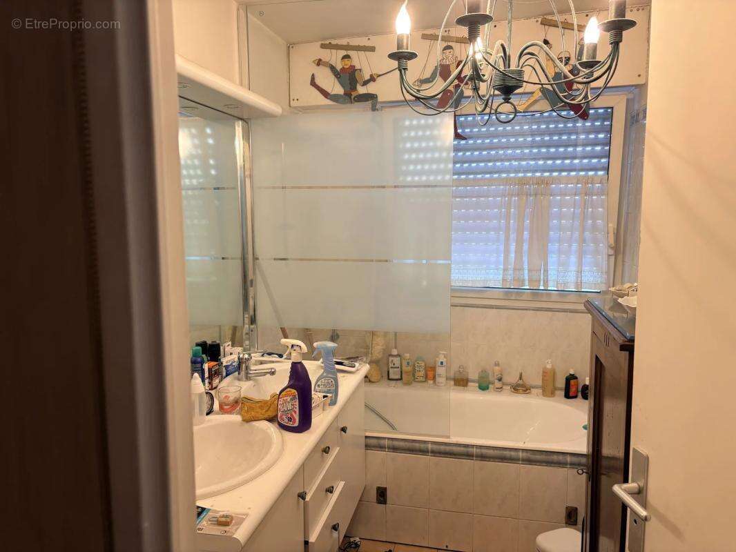 Appartement à MONTIGNY-LE-BRETONNEUX