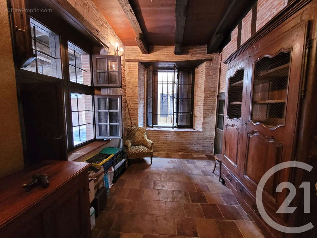 Maison à LISLE-SUR-TARN