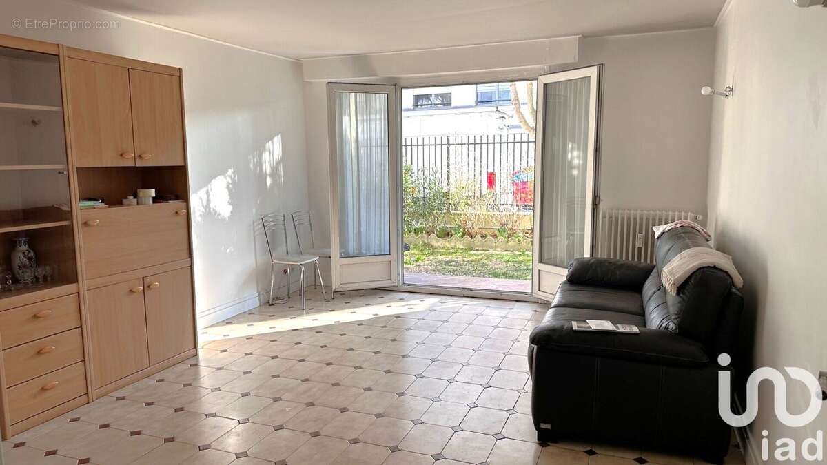 Photo 9 - Appartement à LE PERREUX-SUR-MARNE