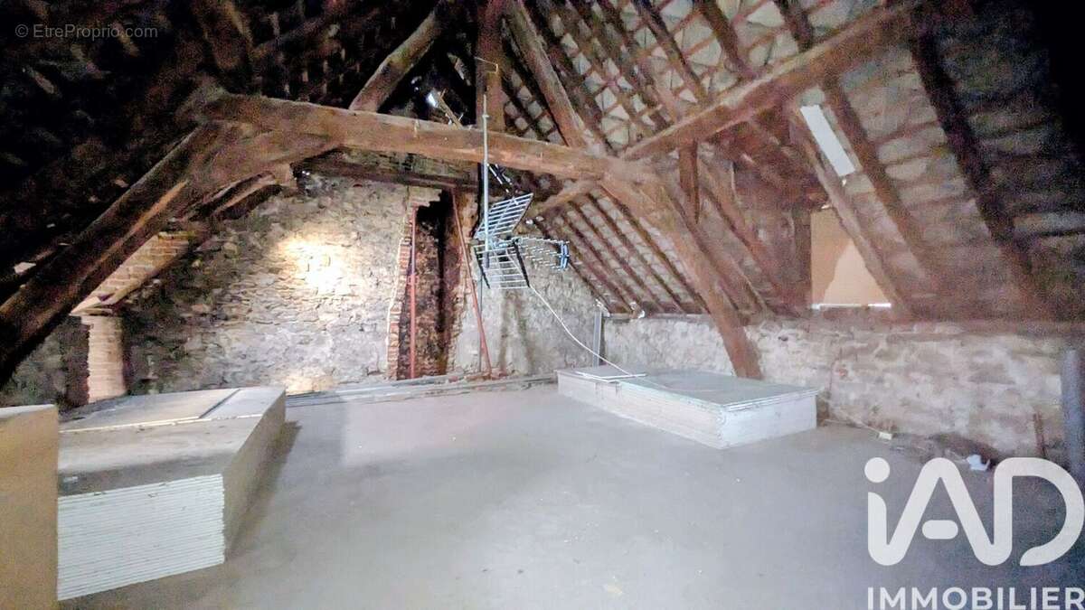 Appartement 125 m² à Givet  - photo 7