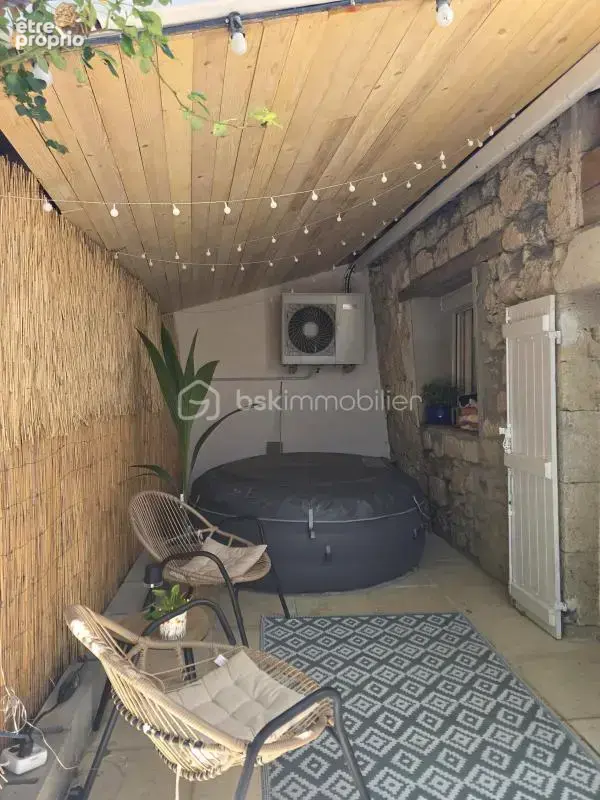 Maison de village en pierre - 4 chambres- 145 m²- jardin- grange - photo 9