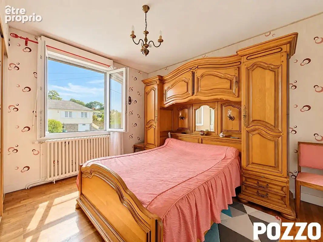 A Vendre - Saint Hilaire Du Harcouet  - Maison 4 pièce(s) 82.14 m² - TERRAINS CONSTRUCTIBLES - GARAGE - photo 10