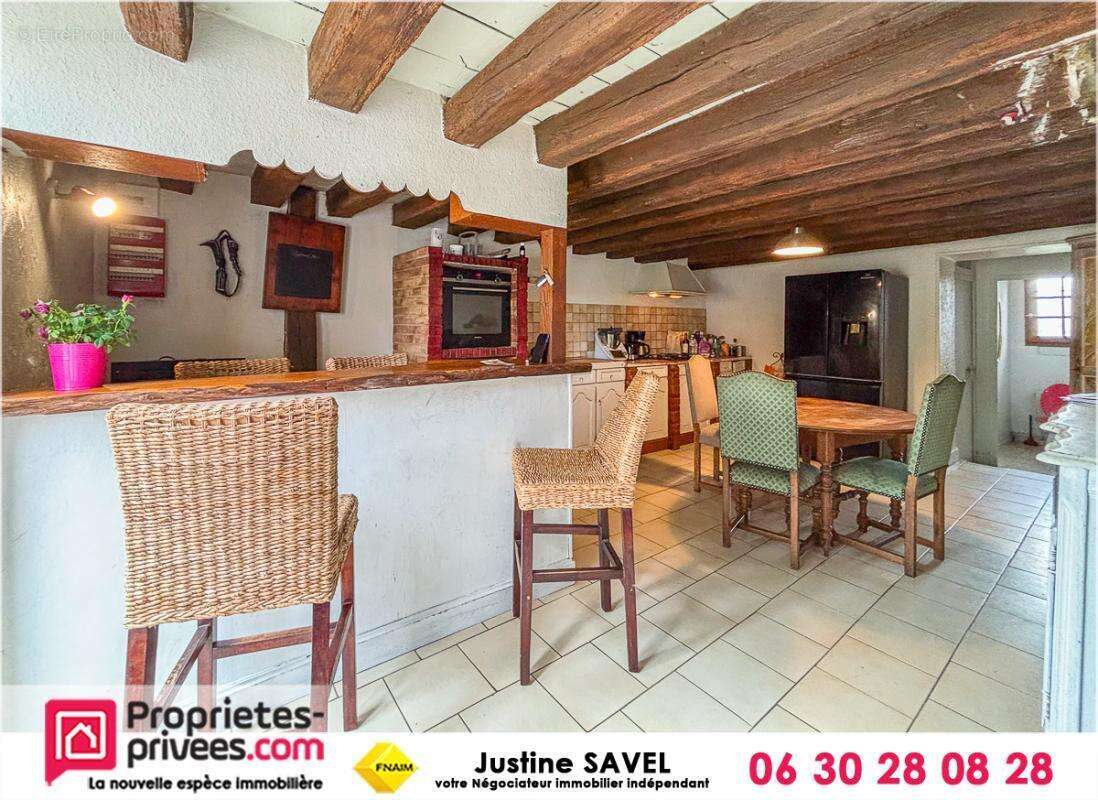 Maison à MEHUN-SUR-YEVRE