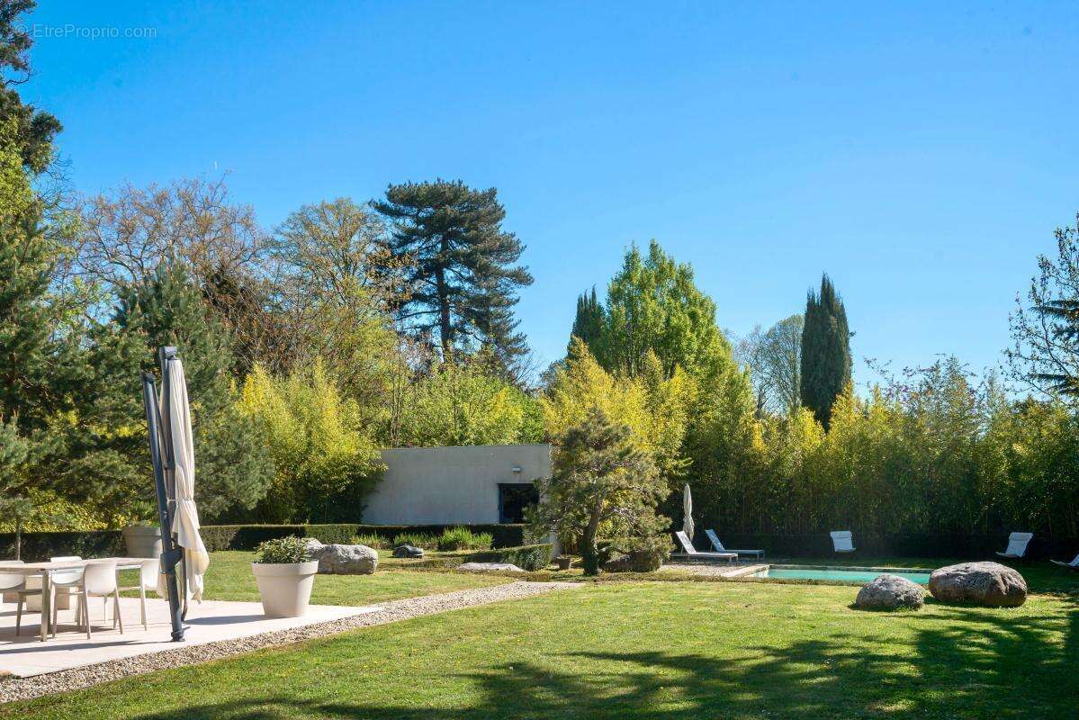 Maison à SAINT-CYR-AU-MONT-D'OR