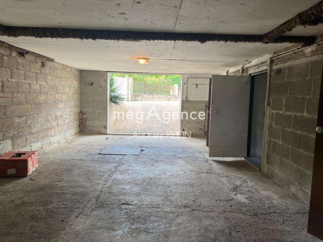 Maison sur sous sol total et son terrain de 671m2 - photo 12