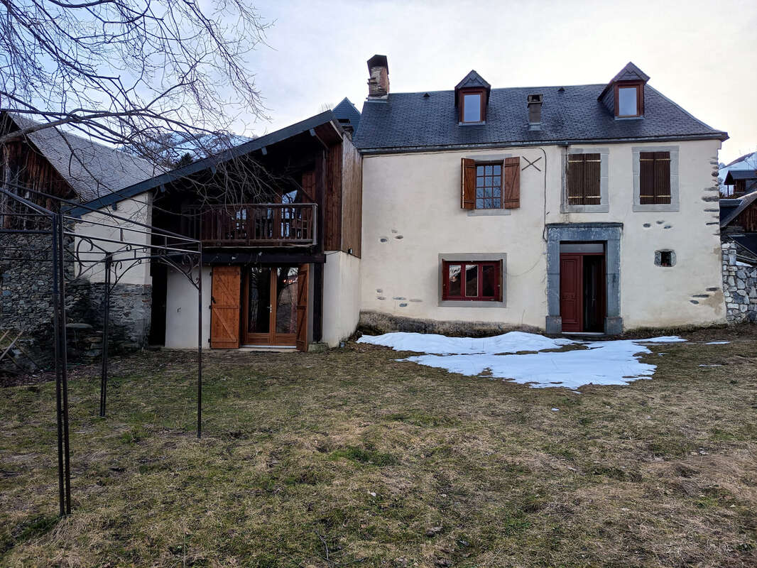 Maison à GOUAUX-DE-LARBOUST