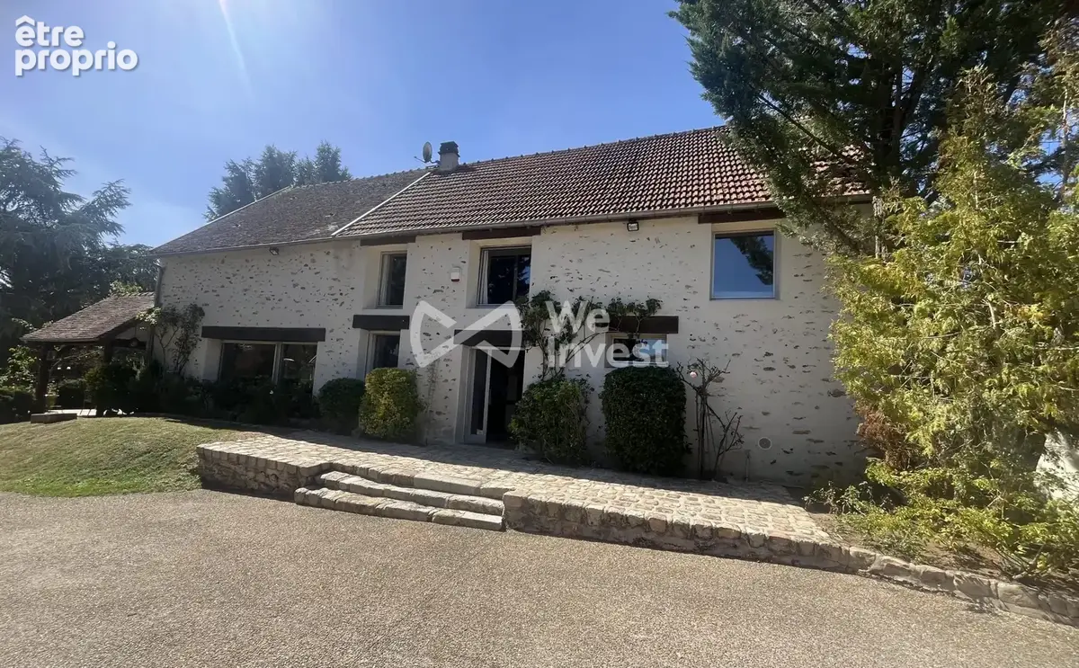 Maison 9 pièces 208 m² à vendre à Boissy-Le-Chatel (77169) - photo 2